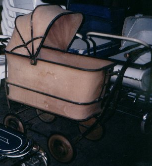 1940's baby buggy